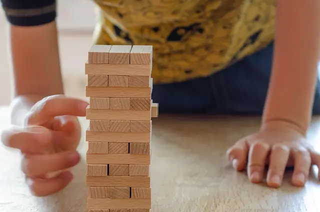 Top 10 des Jeux de Société à Adapter pour Plus de Fun