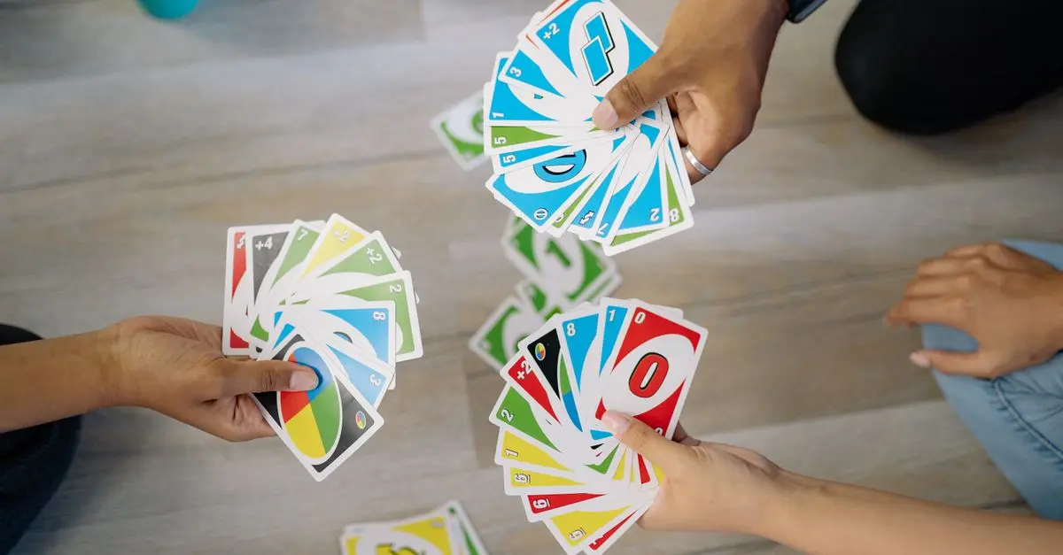 Règles du jeu de société Uno : Guide Complet pour Débutants