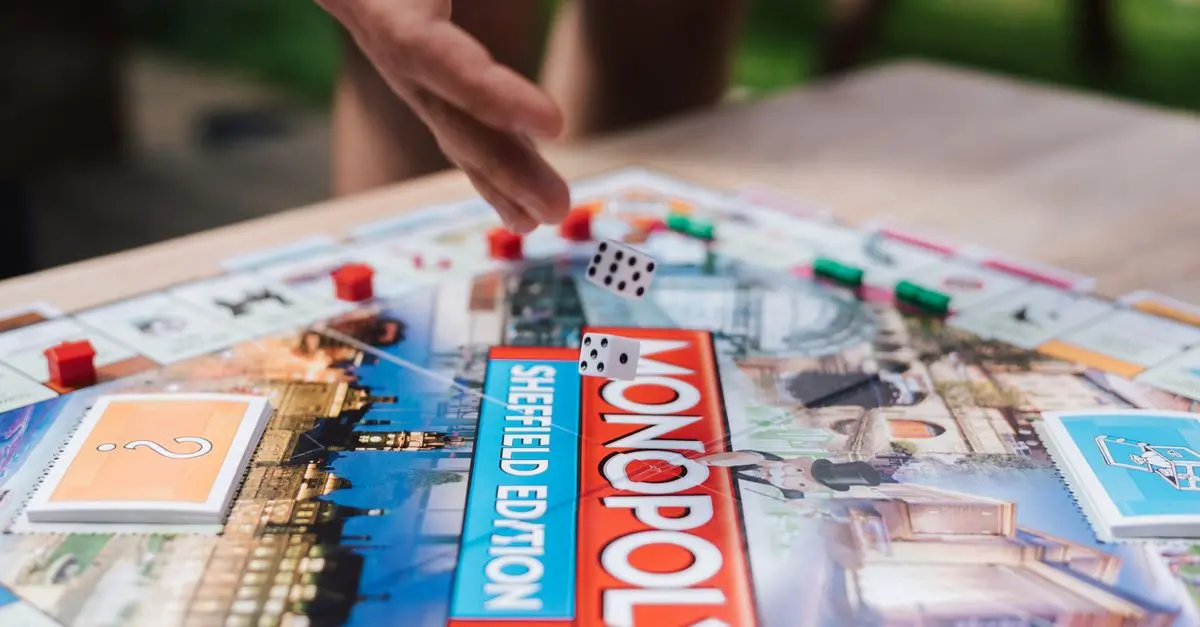 Comment jouer au Monopoly : guide complet