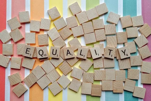 Les Règles Méconnues du Jeu de Scrabble : Comment Optimiser Votre Stratégie