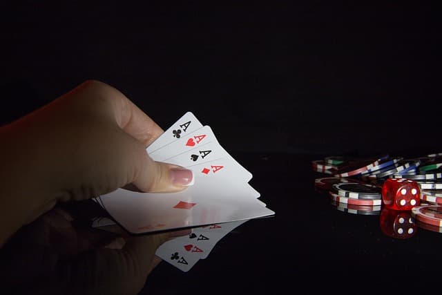 10 Règles Indispensables pour Bien Jouer au Poker