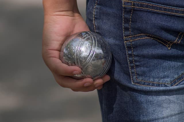 Les Règles Indispensables pour Jouer à la Pétanque